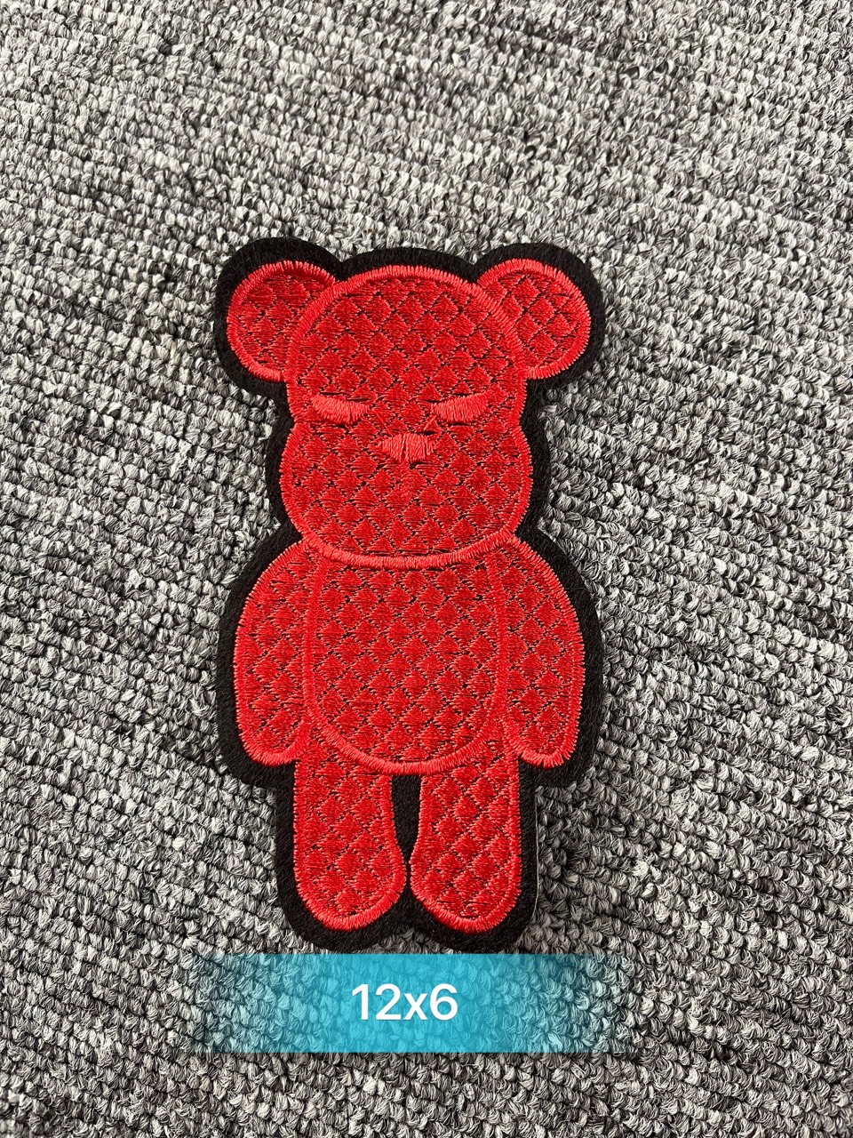 Miếng Sticker Thêu Ủi hình gấu bearbrick