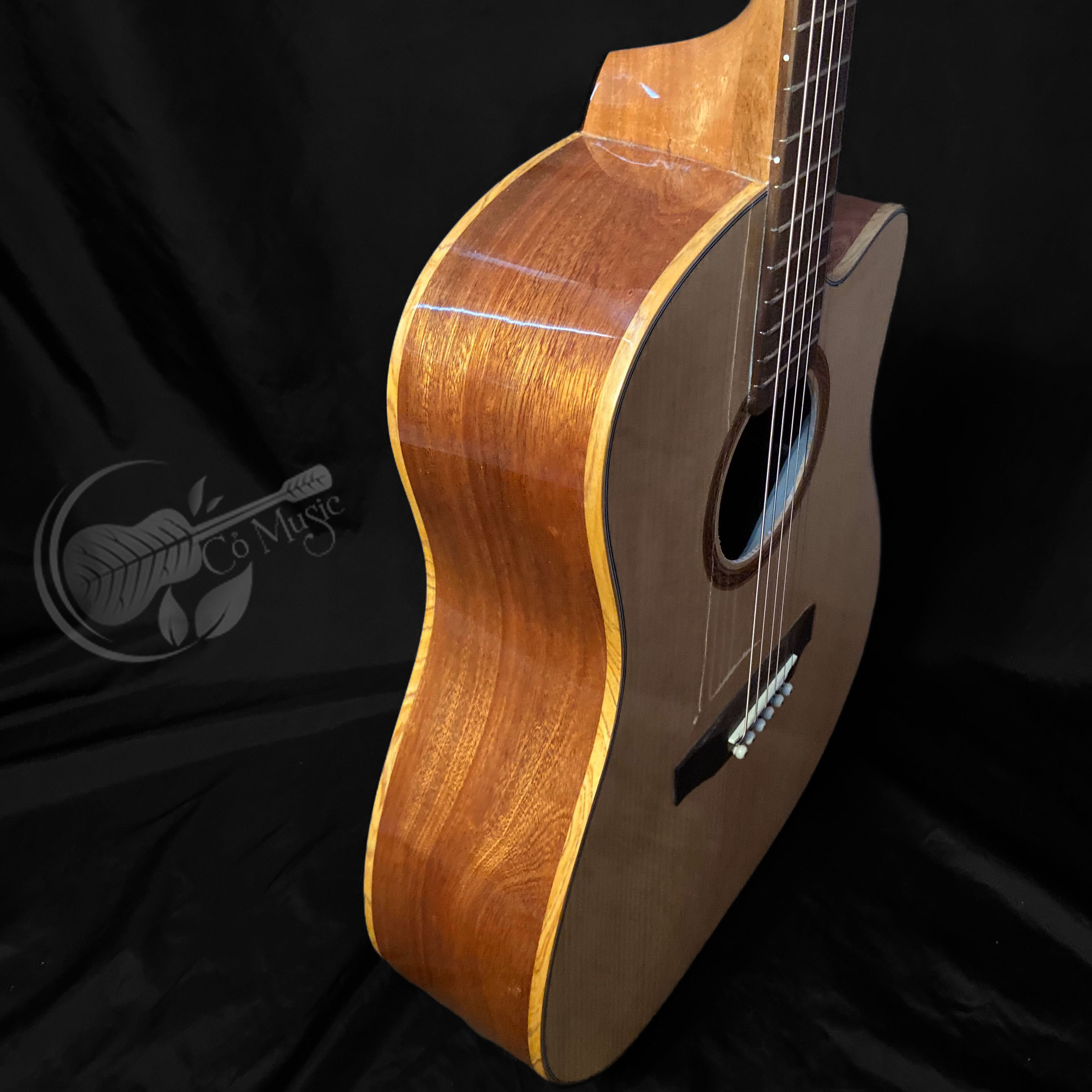 Đàn Guitar Acoustic Gỗ Thịt Mahogany Chất Lượng