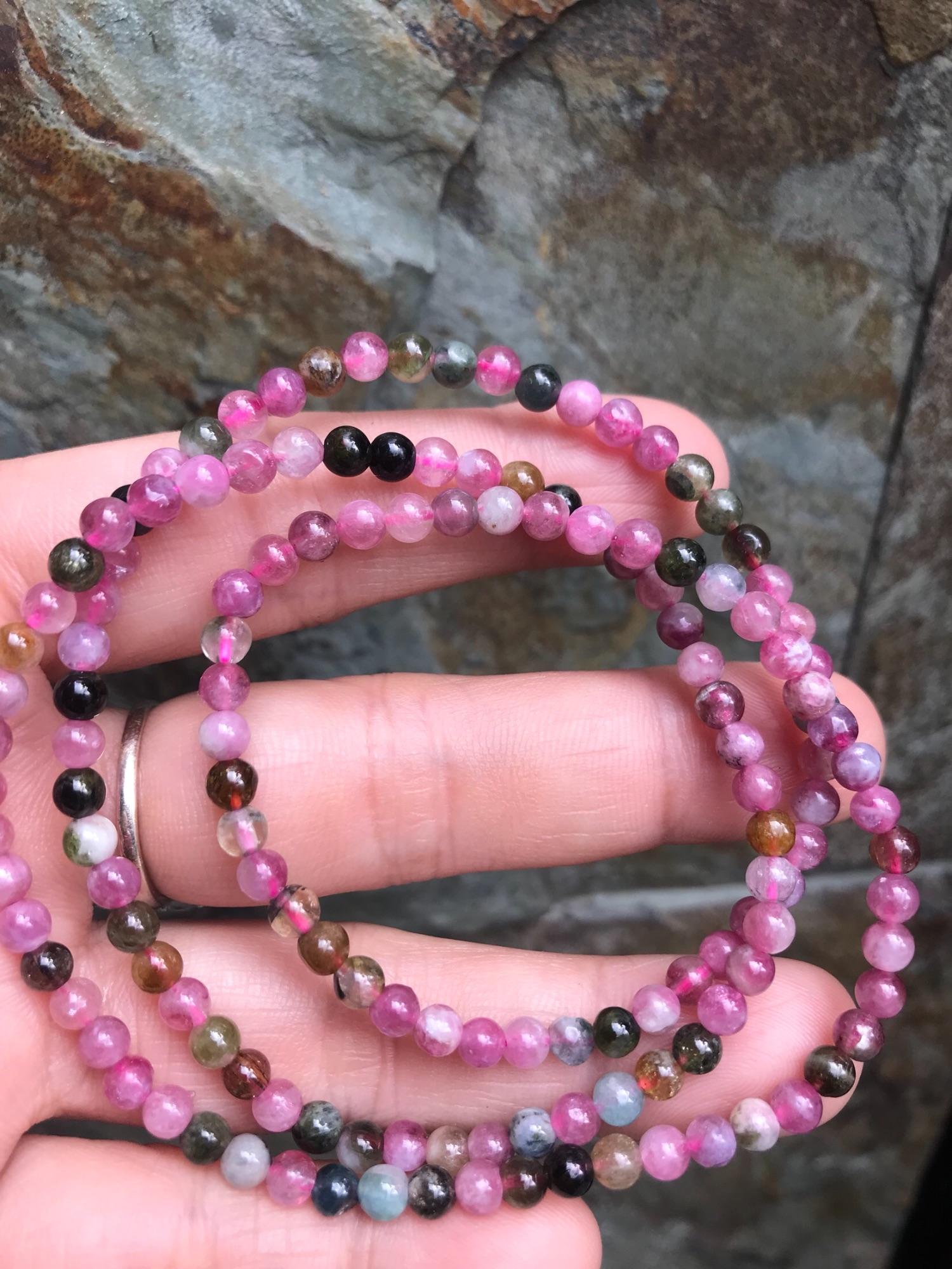 [HCM]VÒNG ĐÁ TOURMALINE TN XINH QUẤN TAY 3 VÒNG ĐỦ MÀU ĐẸP 3ly9 NỮ TẤT CẢ CÁC MỆNH ĐEO CHỈ CÓ 380k ạ