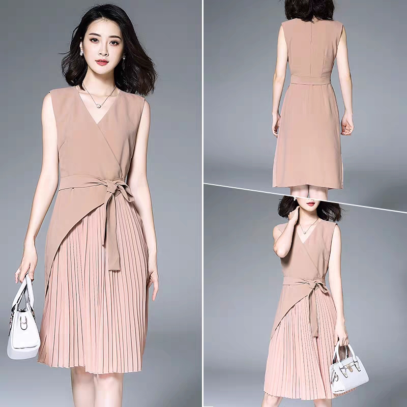 Đầm công sở vạt chéo phối chân ly (be)