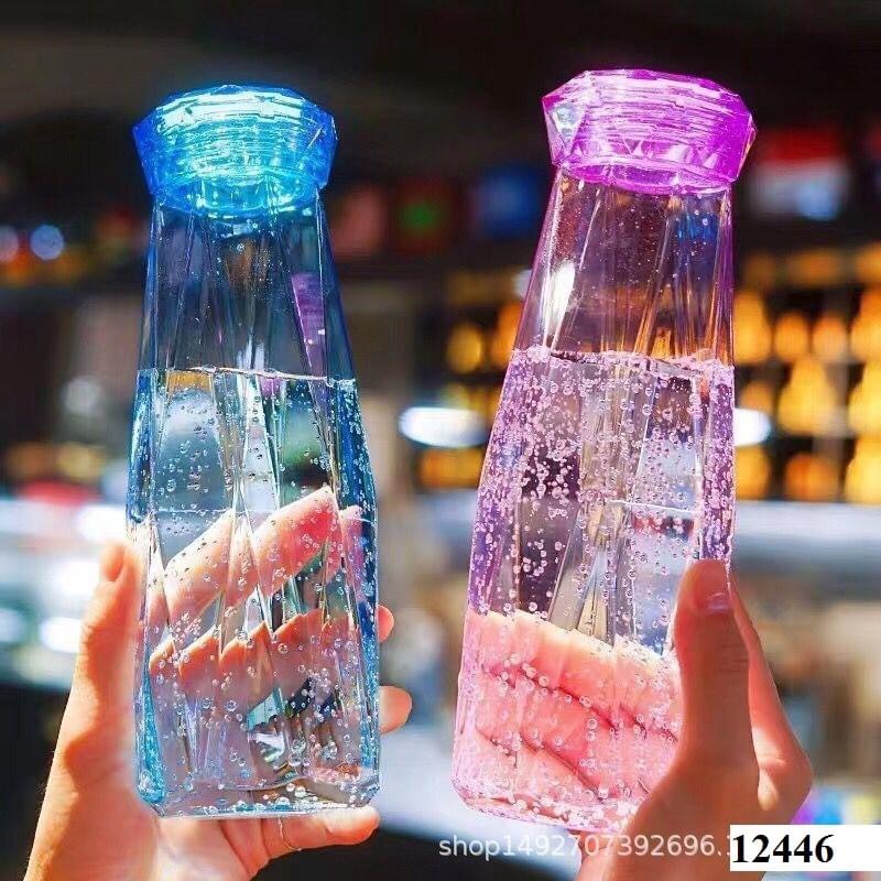 COMBO 4 Bình Đựng Nước Hình Kim Cương Nhiều Màu - Chất Liệu Thủy Tinh