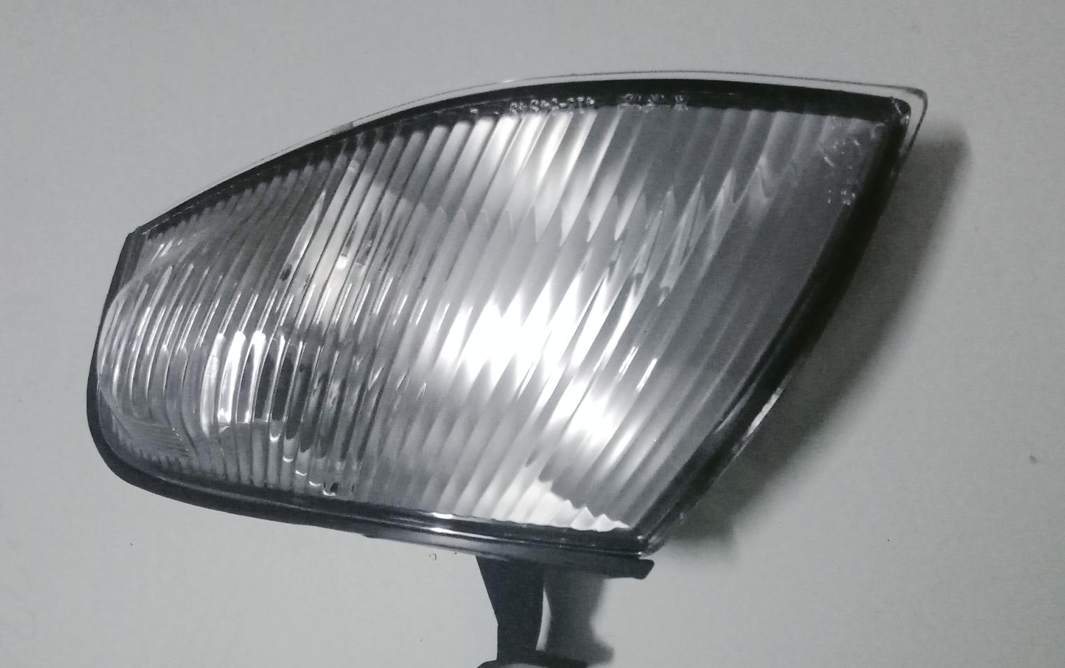 Đèn xi nhan Mazda 323 đời 1997-2000