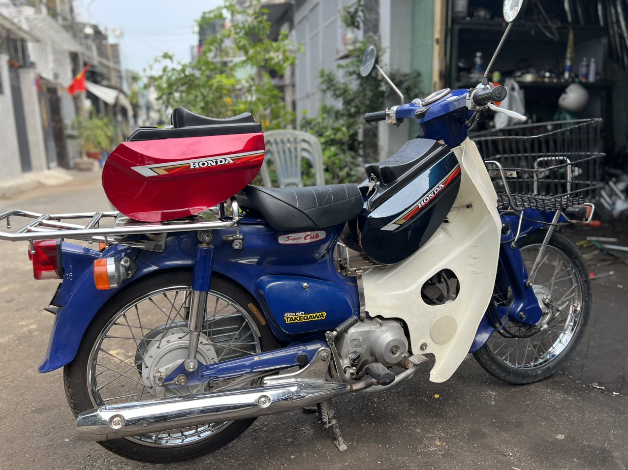 Thùng đựng đồ Cub, dành cho các dòng xe Dream, Cub, Wave...