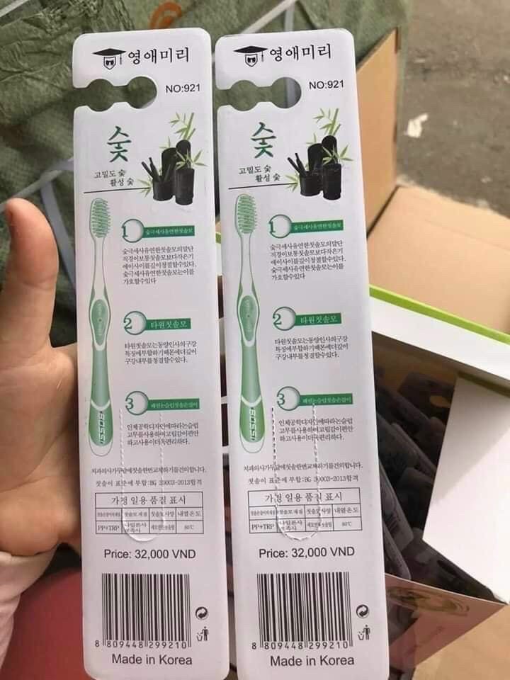 [HCM]( comboo 5 chiếc ) BÀN CHẢI ĐÁNH RĂNG THAN TRE HOẠT TÍNH