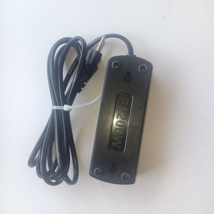 Ổ cắm  3 lỗ 1200w vinaka dây 2.5m