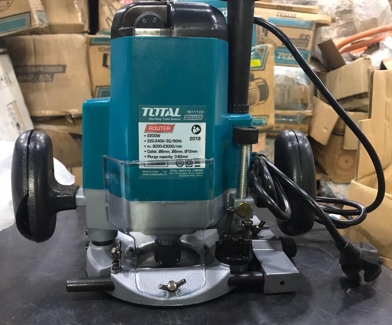 Máy phay gỗ Total 2200W TR11122