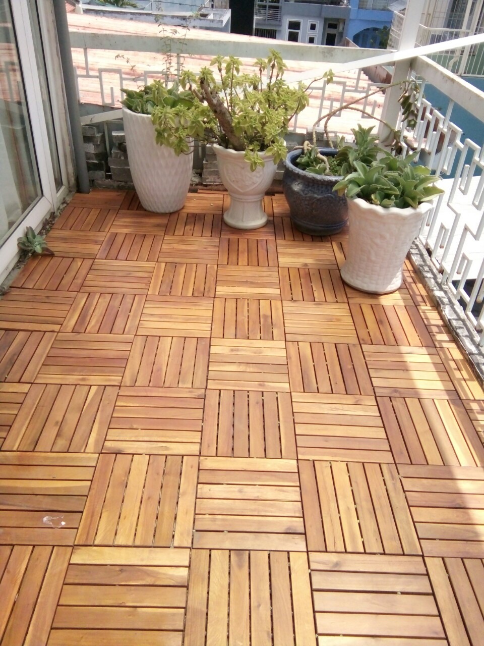 [HCM]Ván sàn gỗ - Mẫu 6 nan ( xử lý chống thấm + lên màu + sơn PU 3 lớp )