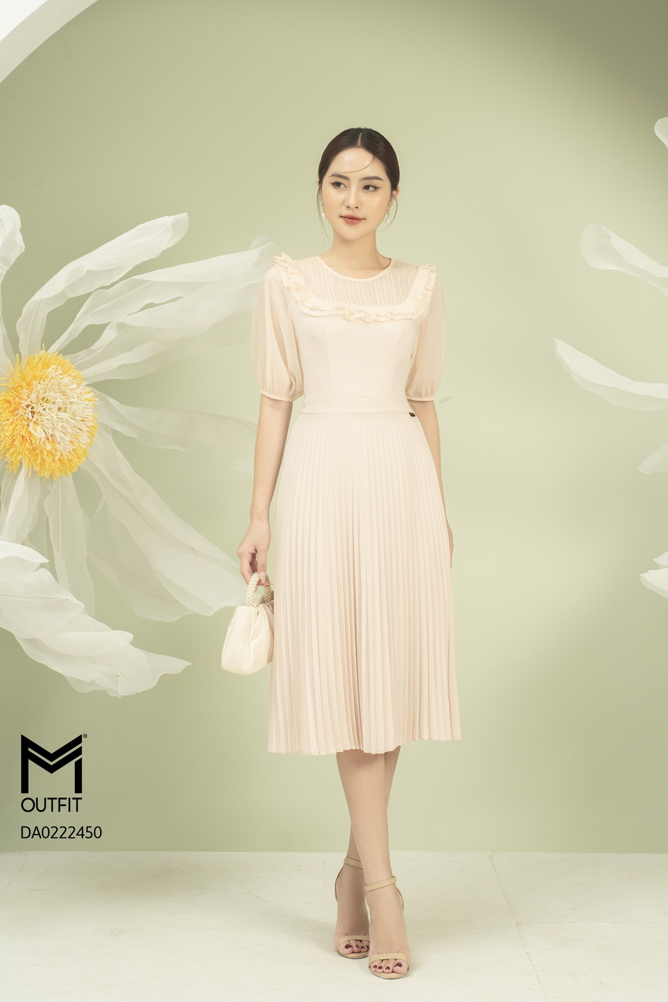 Đầm dáng xòe dập ly, bèo ngực - mmoutfit