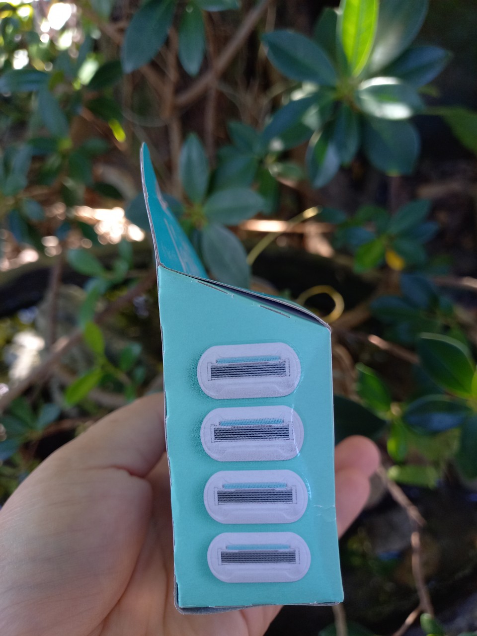 Gillette venus deluxe Smooth Sensitive hộp gồm 4 đầu thay