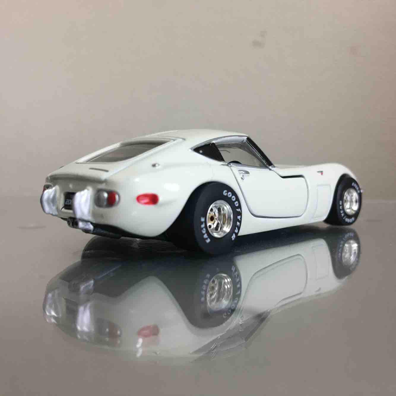[HCM]Xe mô hình Tomica 2000GT