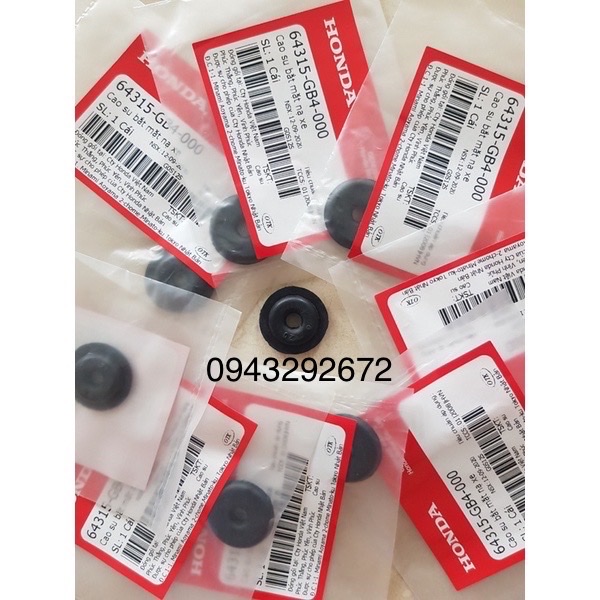 Cao Su Bắt Mặt Nạ Xe Dream Honda ( 64315GB4000 )