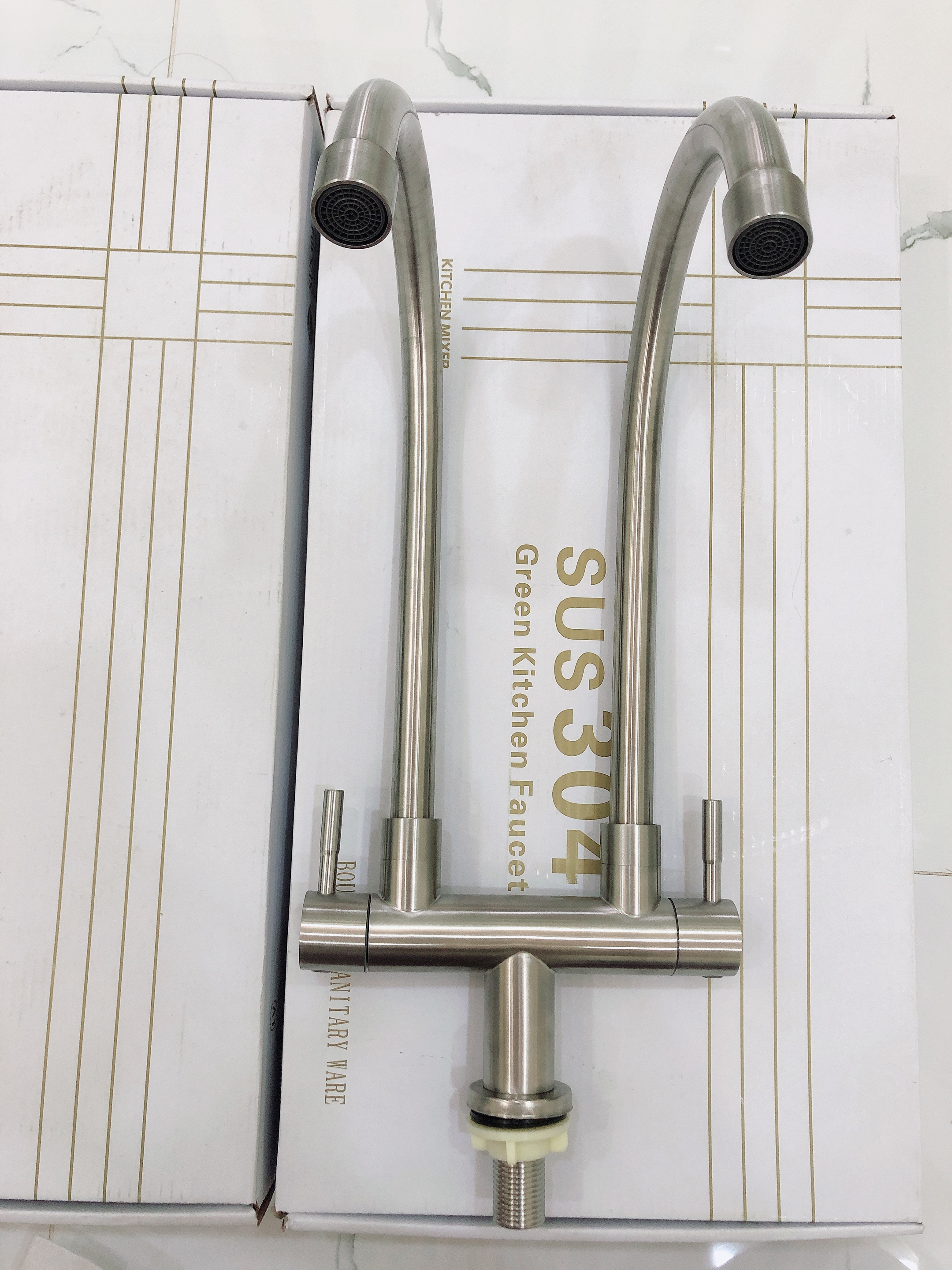 VÒI RỬA CHÉN LẠNH ĐÔI C1000-(Ống phi 18 inox 304 cao cấp)