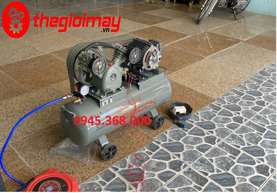 Máy nén khí 2×51 hitachi 60l màu xám