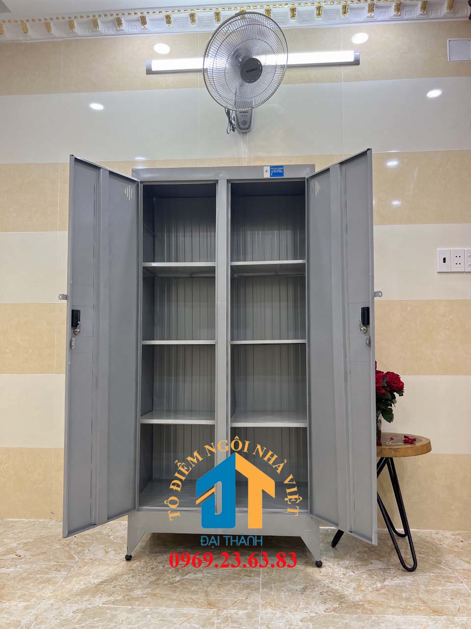 Tủ hồ sơ văn phòng 2 cửa cao 1m8 Đại Thành