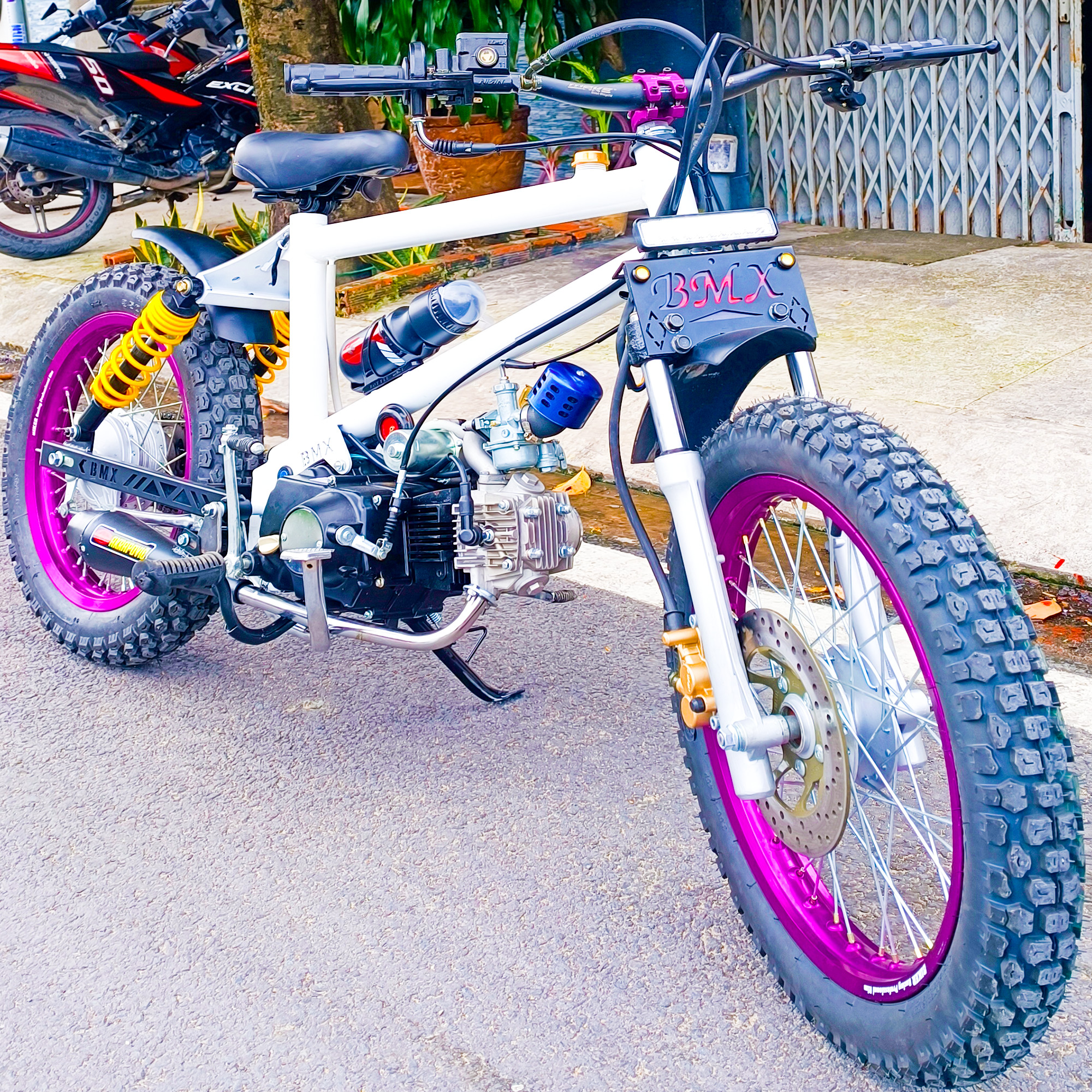 Sườn xe đạp bmx cub 130cc gắn máy wave dream