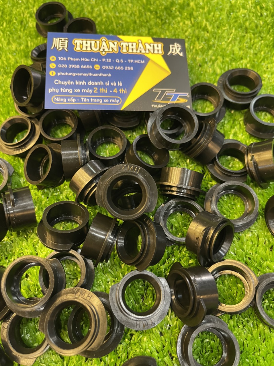 Cao su khóa yên Yaz - Yaz125