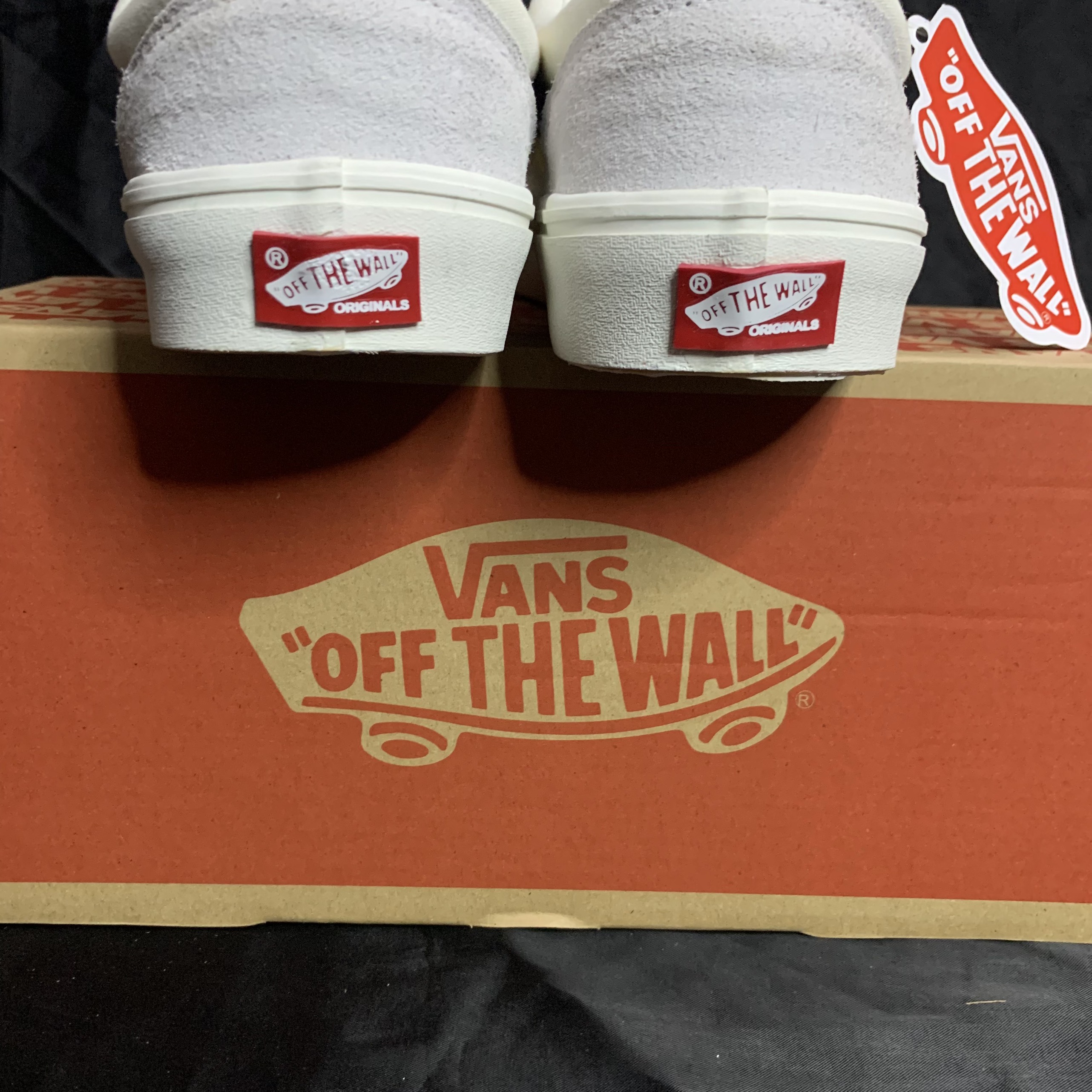 Giày Vans Vault style 36 trắng sọc đỏ cao cấp full box