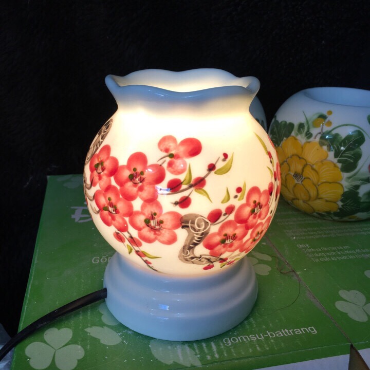 Đèn xông tinh dầu Bát Tràng size 15x10cm
