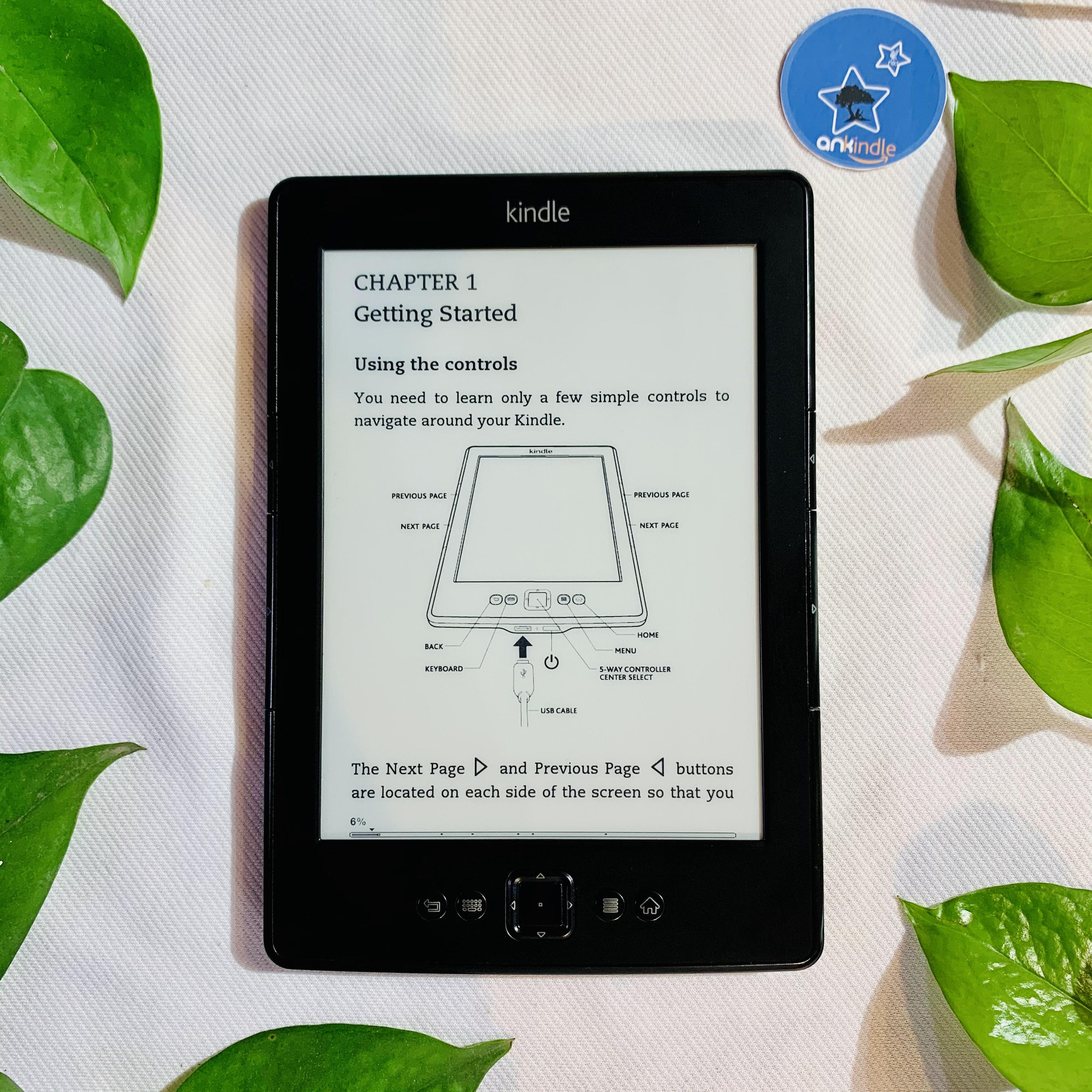 Máy Đọc Sách Amazon Kindle Basic 8th không có đèn nền