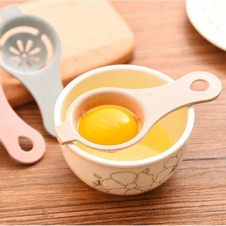 Muôi tách lòng đỏ trứng