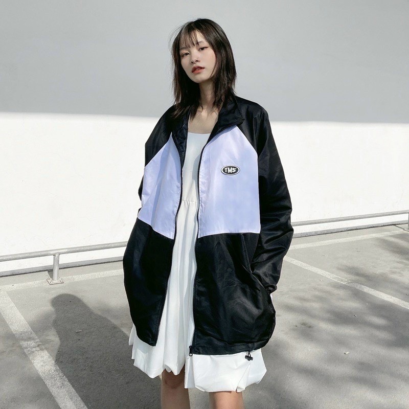 Áo khoác dù TMS - Trắng/Đen