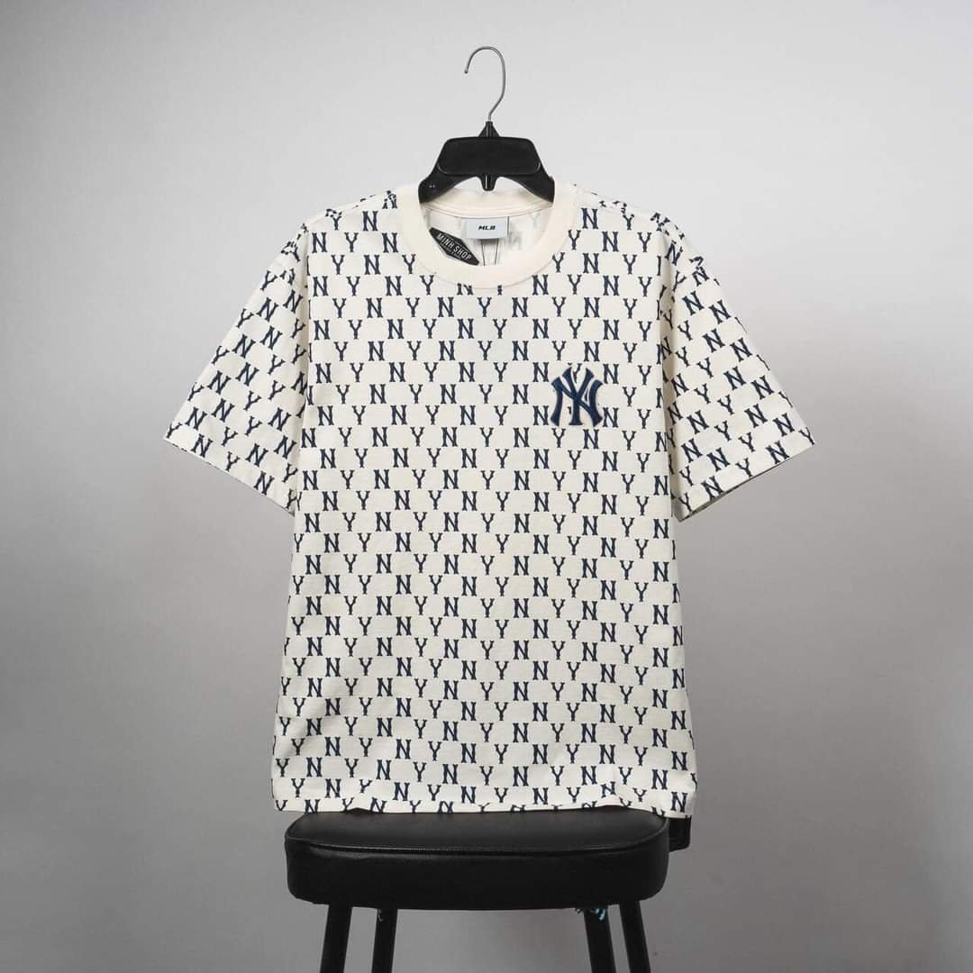 Áo thun chữ unisex