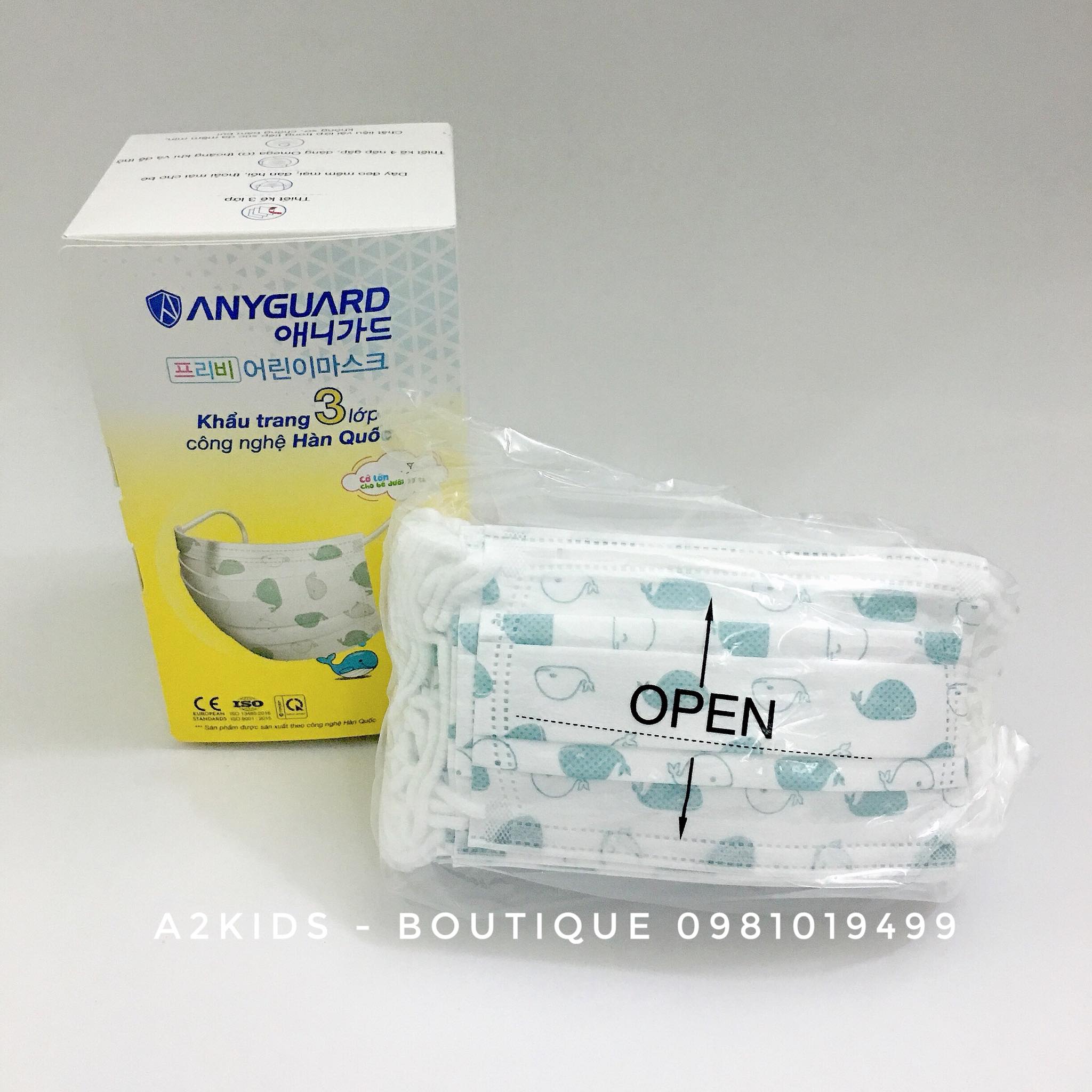 [Cho bé từ 6 - 12 tuổi] Hộp 50 cái khẩu trang 3 lớp cao cấp Hàn Quốc ANYGUARD an toàn cho bé / 애니가드 어린이 고래 마스크 일회용 50매 소형 초소형 /50 pieces face mask ANYGUARD Kids
