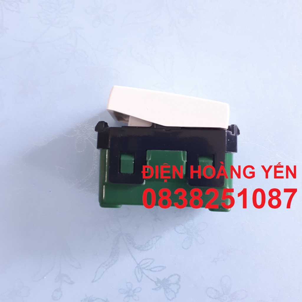 Panasonic-Wev5001 1-Way Switch