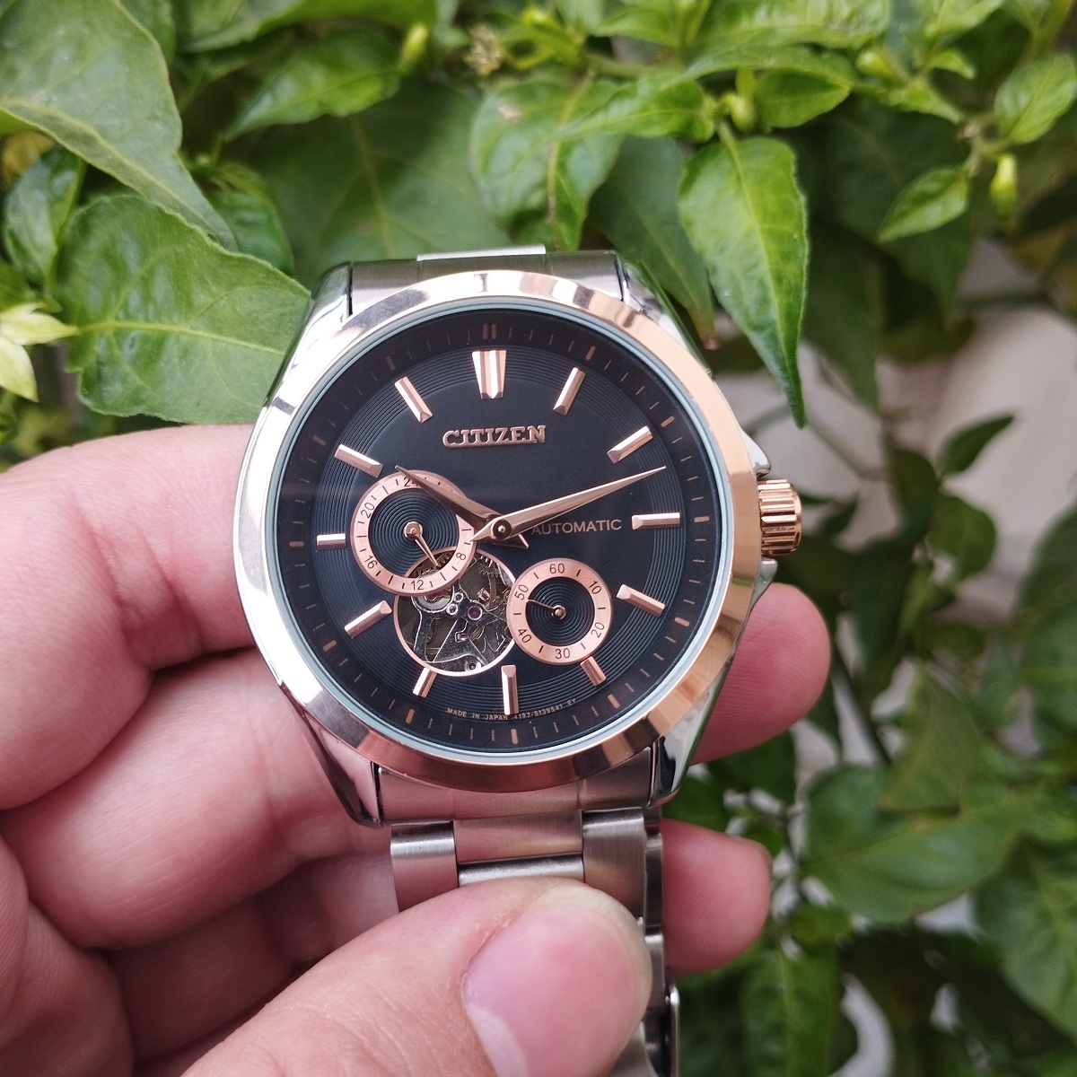 Đồng hồ cơ automatic Citizen dây thép đẳng cấp sang trọng