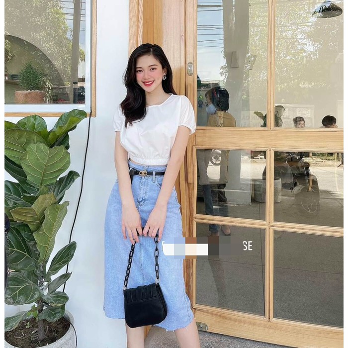 Áo Croptop Bo Eo Cổ Tròn Trẻ Trung