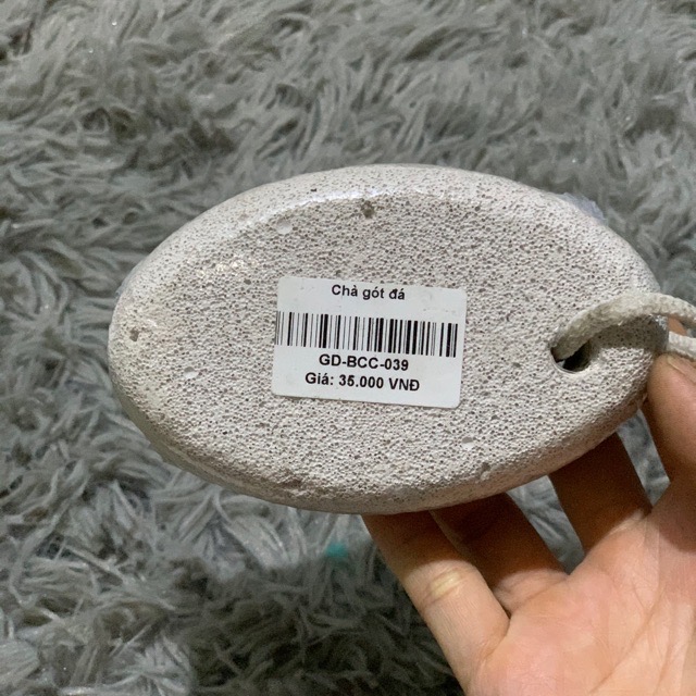 Cục chà gót chân bằng đá