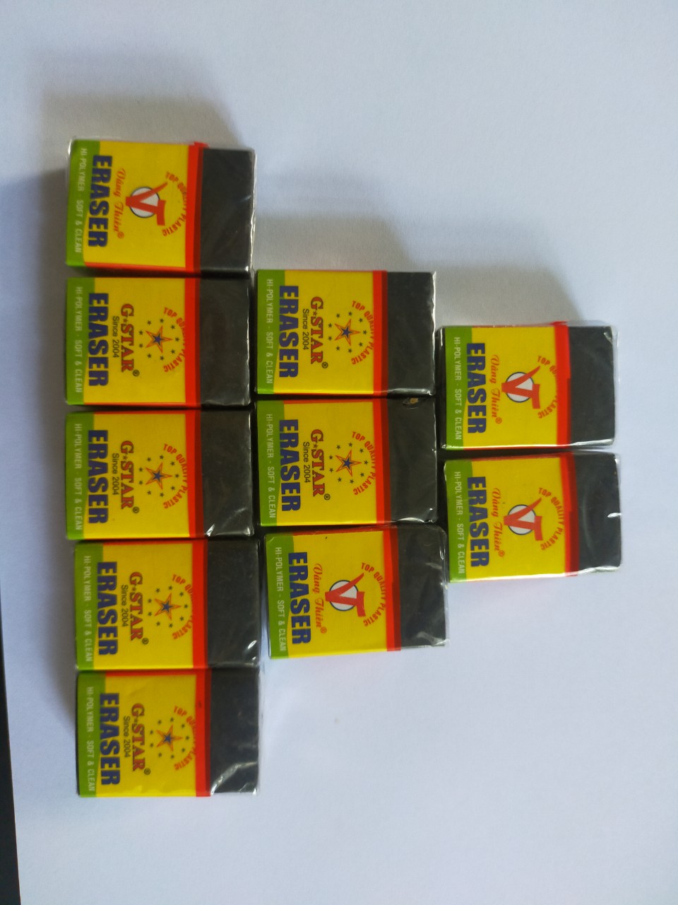 HỘP 30 CỤC Gôm tẩy học sinh GSTAR