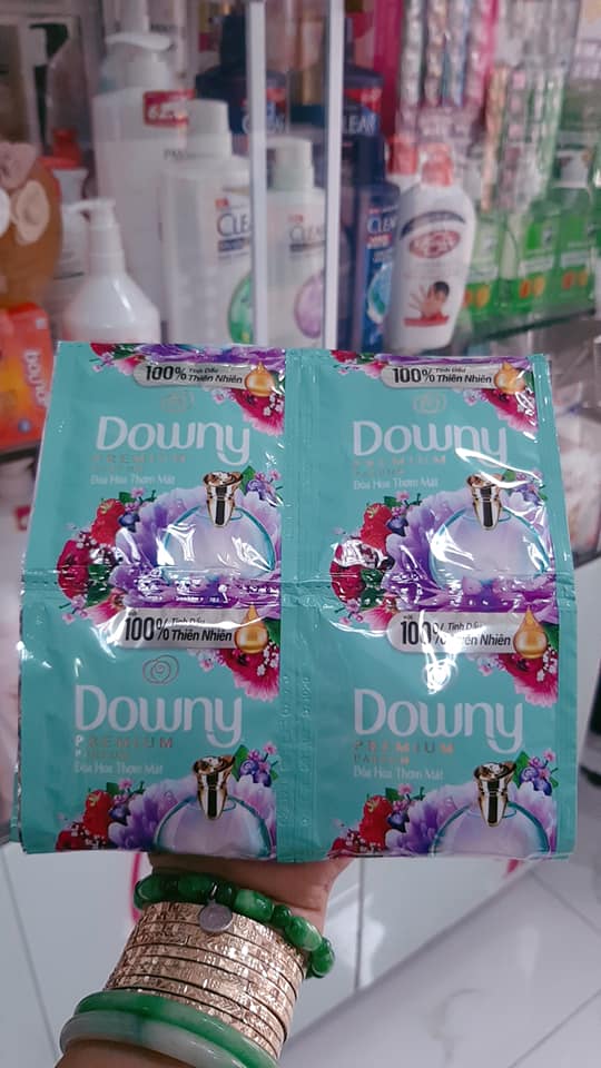 Combo 40 gói nước xả vải Downy 4 màu