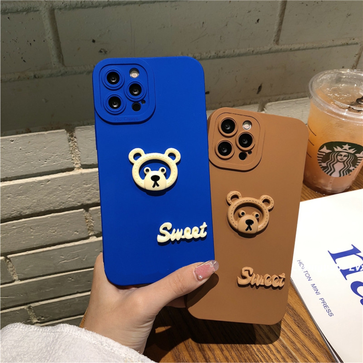 Ốp Lưng Basic Camera Nổi - Mẫu Gấu Sweet Nổi