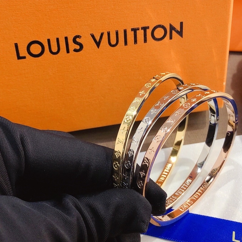 Louis Vuitton Việt Nam  Giá Vòng đeo tay Louis Vuitton Chính Hãng  Khuyến  Mãi Tháng 72023
