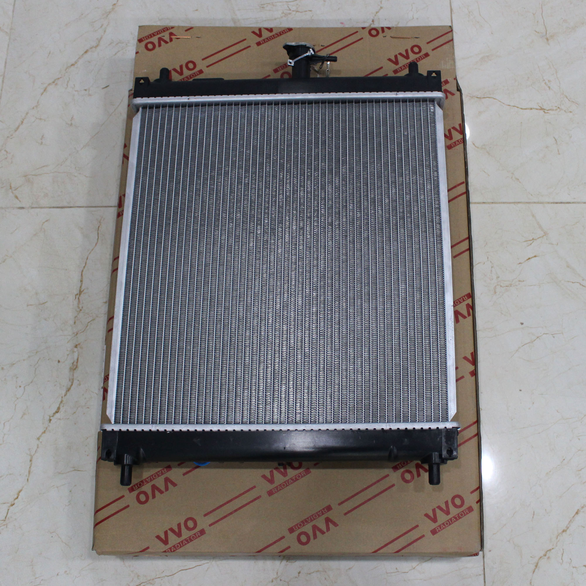 Két nước Suzuki APV, 2012-2015, số sàn