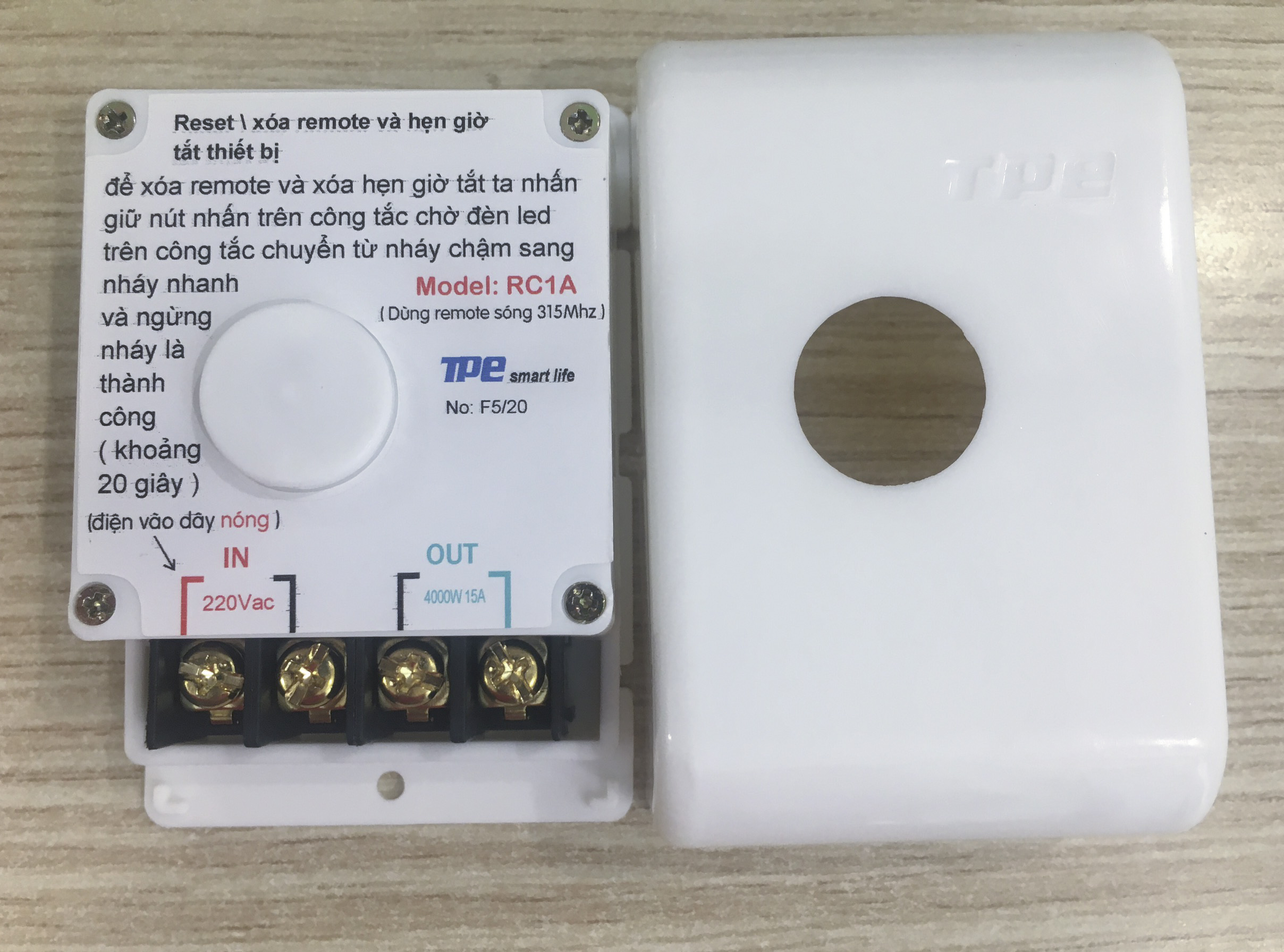 Công tắc điều khiển từ xa công suất lớn RC1A (chưa bao gồm điều khiển)