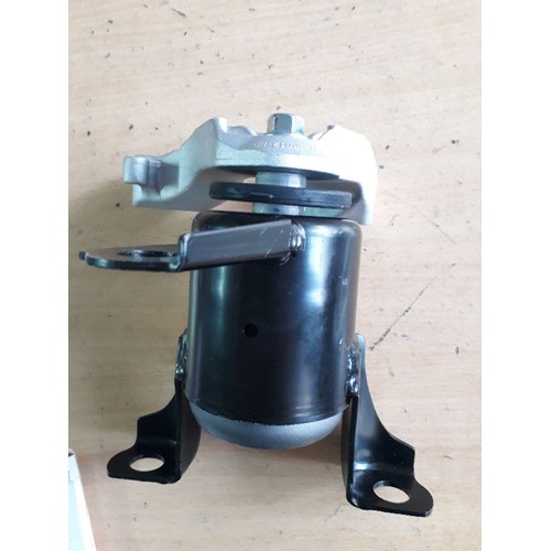 Chân máy dầu Ford Fiesta