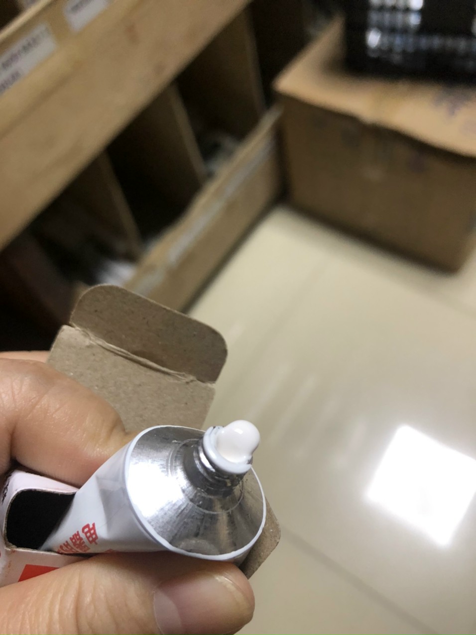 Keo silicon đổ mạch chống nước cách điện 704 705 - hộp đỏ - xanh