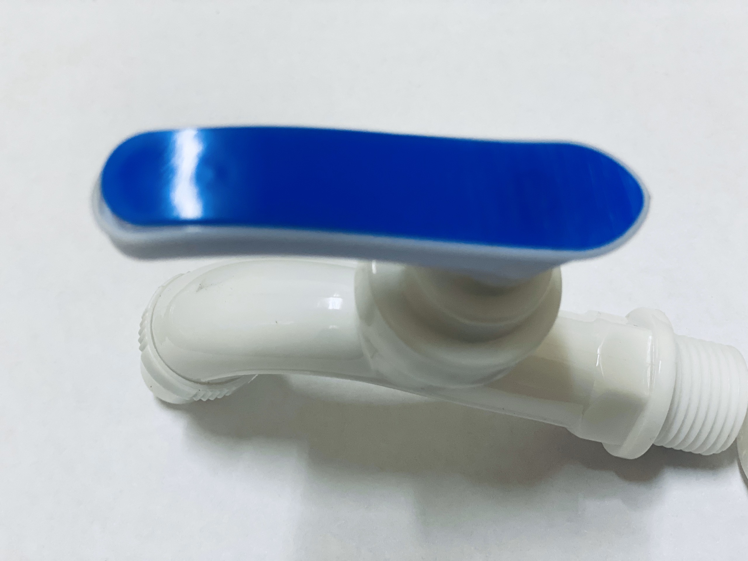 [HCM]Vòi nước vòi hồ nhựa phi 21mm