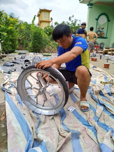 SƠN SAMURAI MÀU BẠC SÁNG HONDA H111
