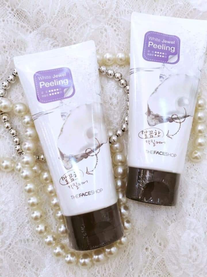 Tẩy da chết ngọc trai The Face Shop
