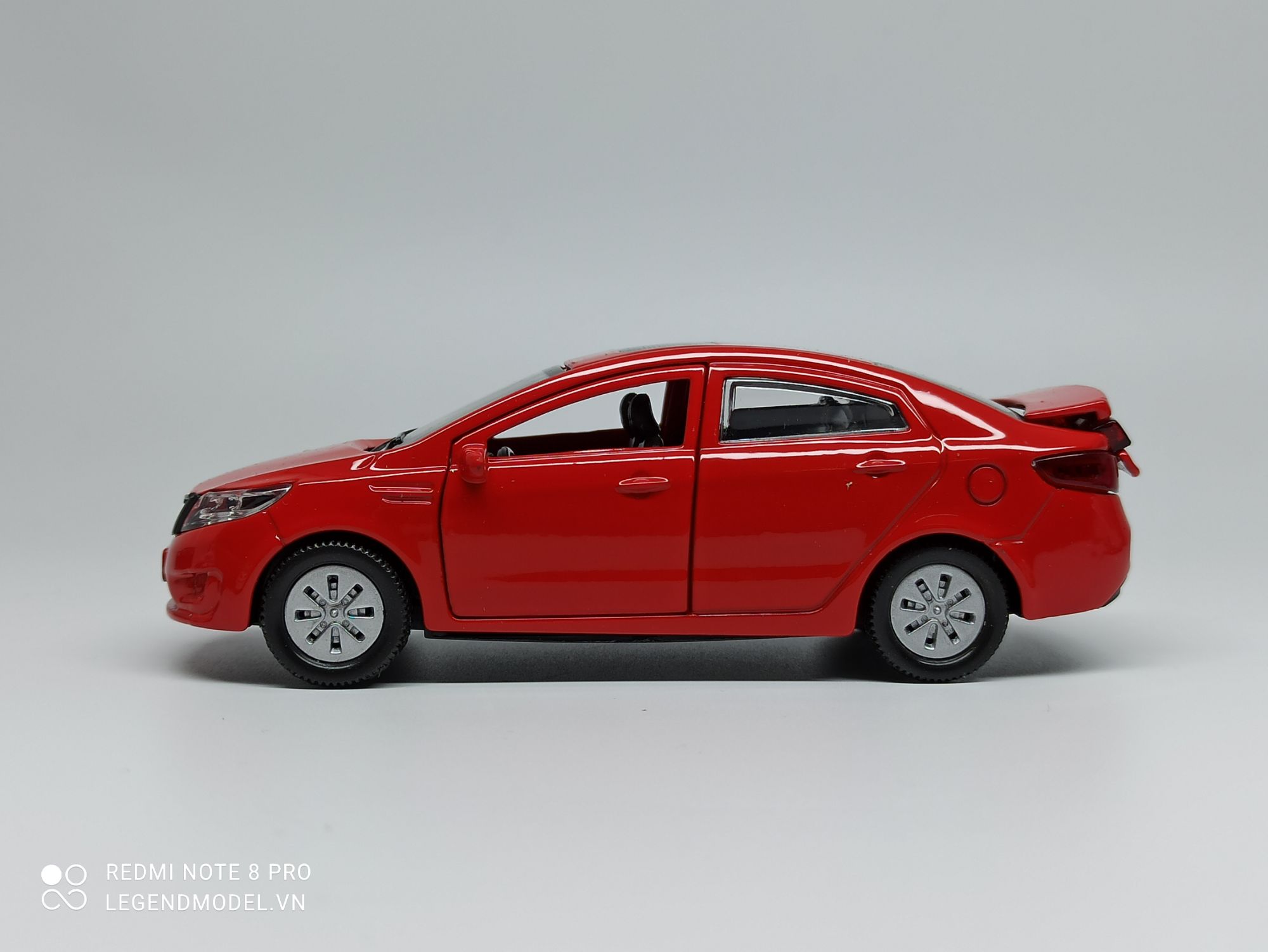 Mô hình xe Kia Rio