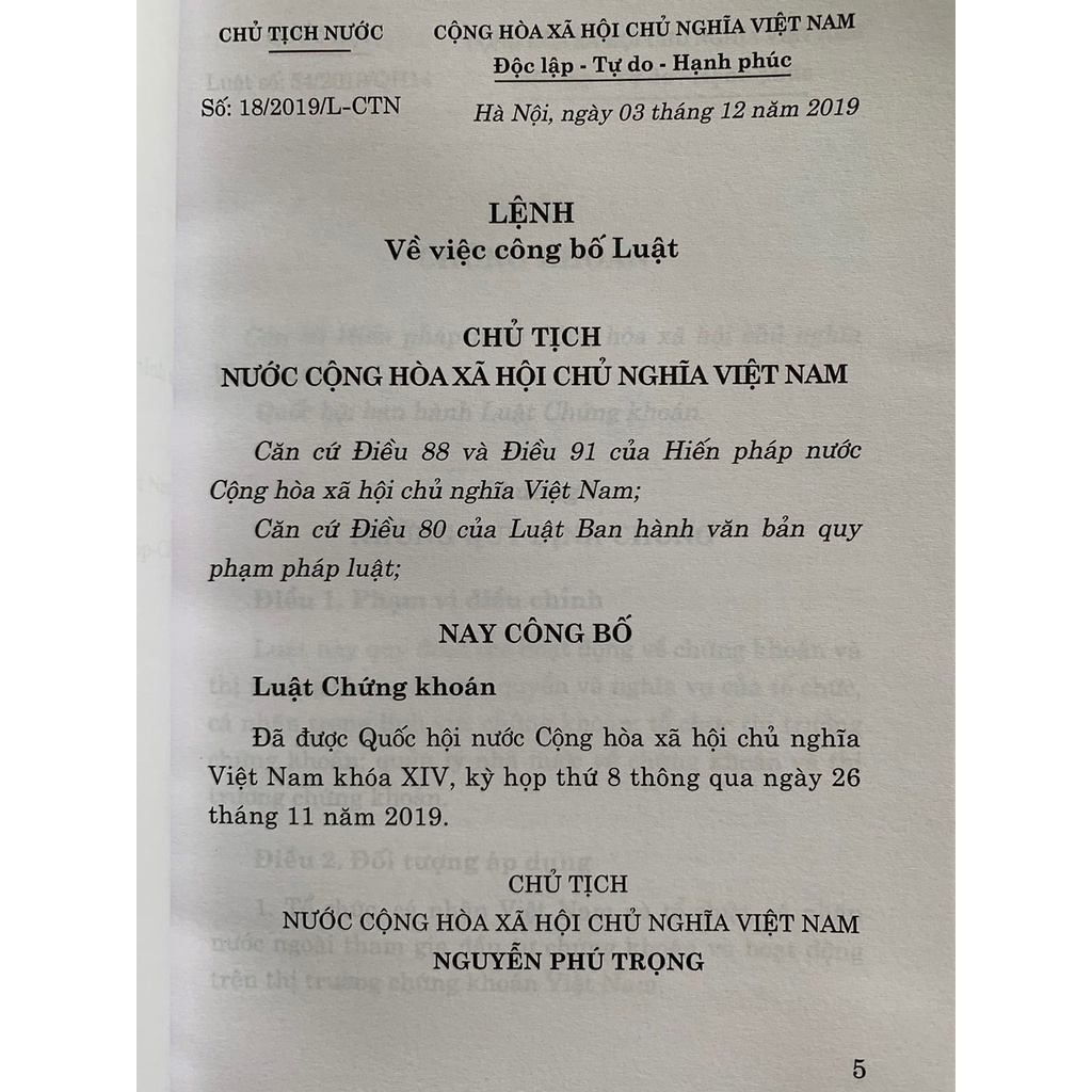 Luật Chứng Khoán (Hiện Hành)