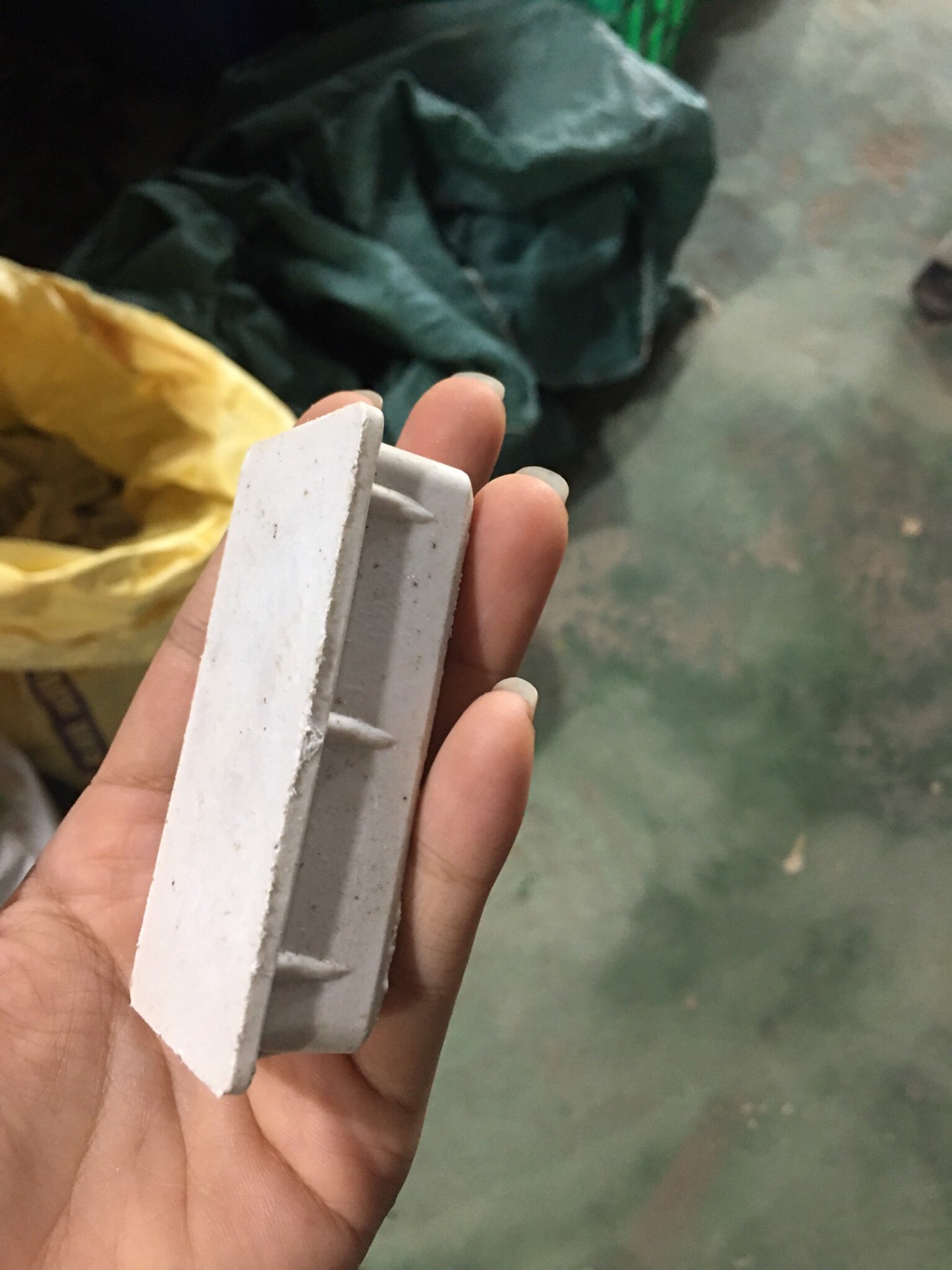 Combo 5 Bịt Nhựa trong sắt hộp 40x80