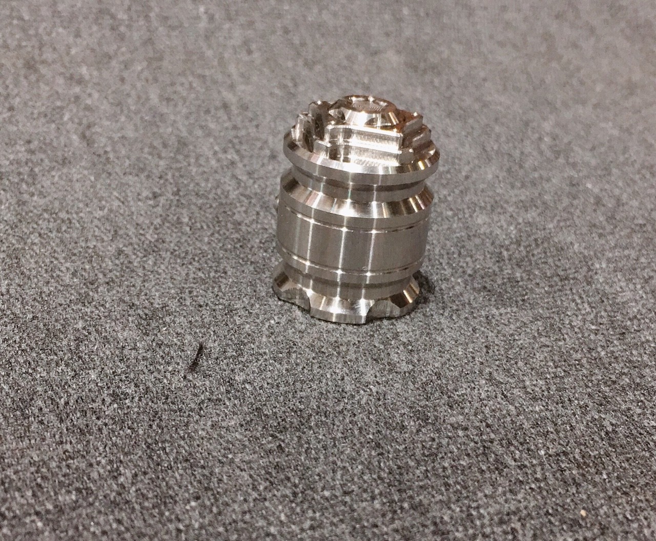 CHỤP GIÒ ĐẠP SALAYA INOX