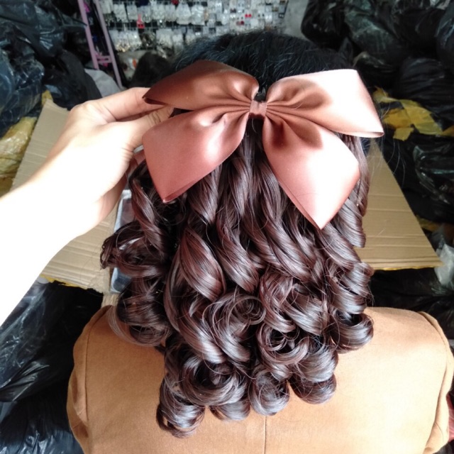 Tóc xoăn dạng cài siu đẹp cho người lớn và bé đều được