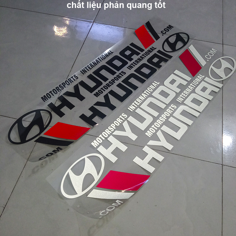 Bộ Tem HYUNDAI Phản Quang Dán Thân xe ô tô ( giá bán 2 tem )