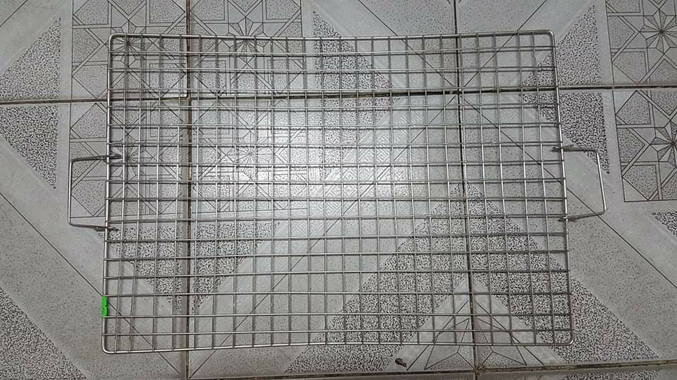 Vỉ nướng inox loại dày nhiều kích thước lựa chọn.