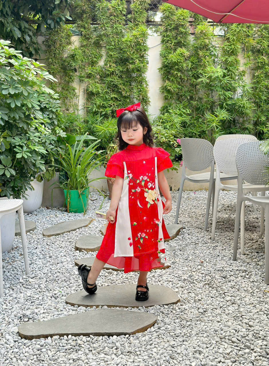 Áo dài tết cho bé gái áo dài cổ yếm in hình hoa đào cho bé gái áo dài tết mặc đi chơi cho bé gái